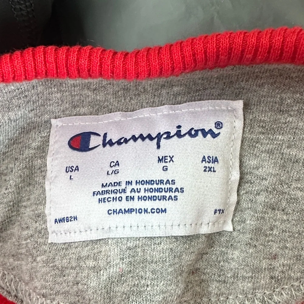 Champion Bright Red Pullover Sweatshirt with Script Logo - Picture 2 of 2